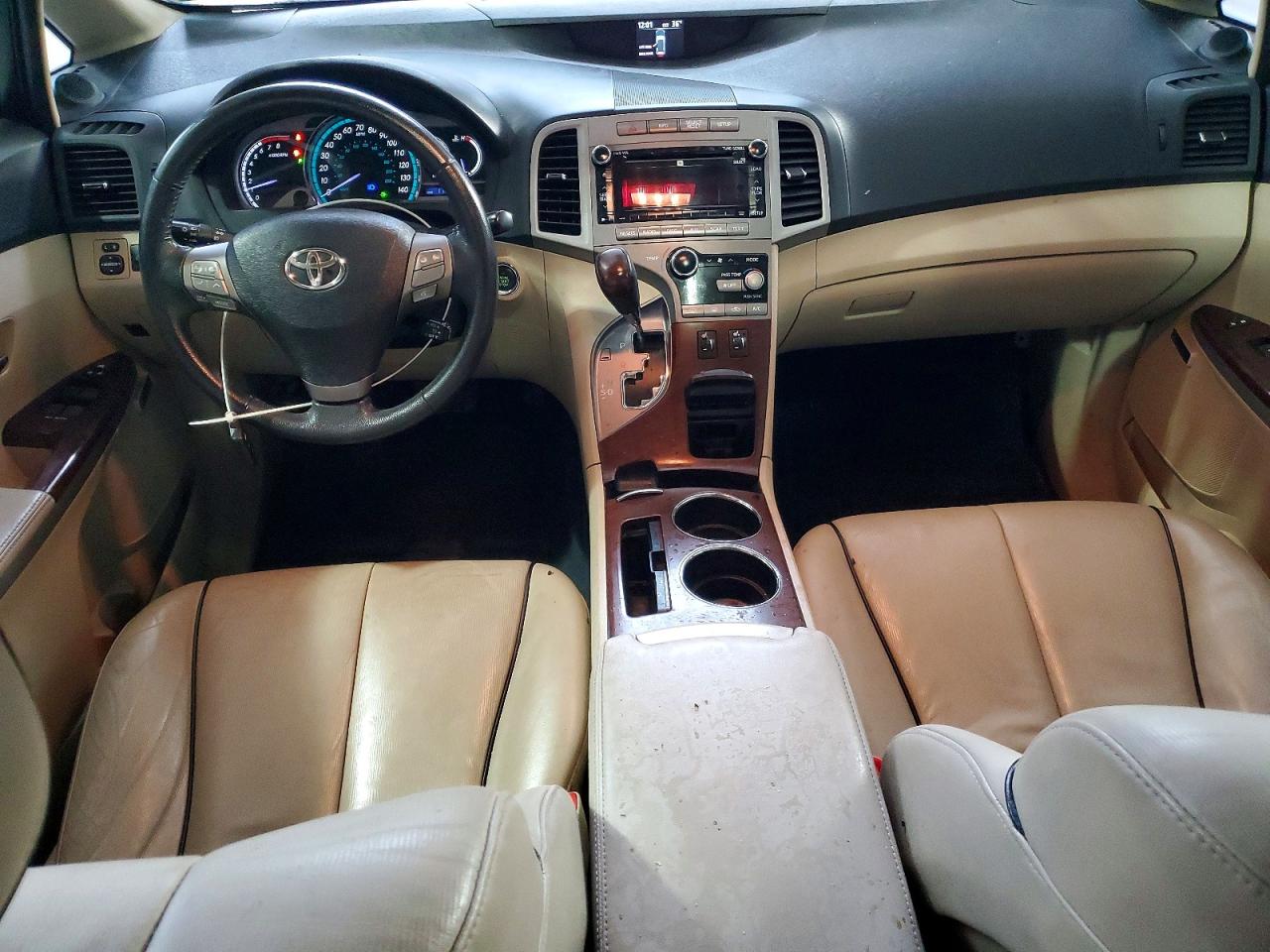 2011 TOYOTA VENZA photo 8