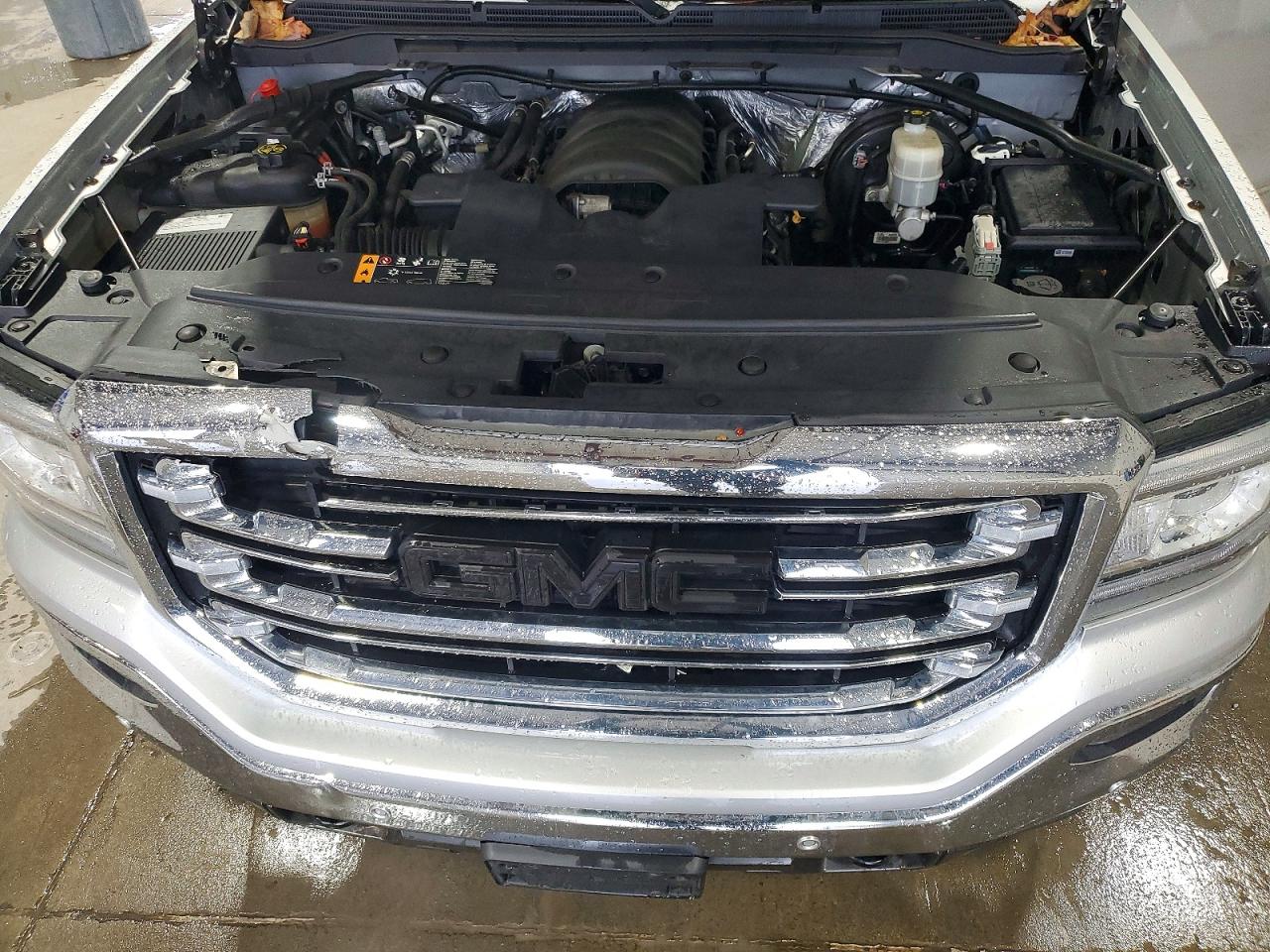 2017 GMC SIERRA K1500 SLT photo 11