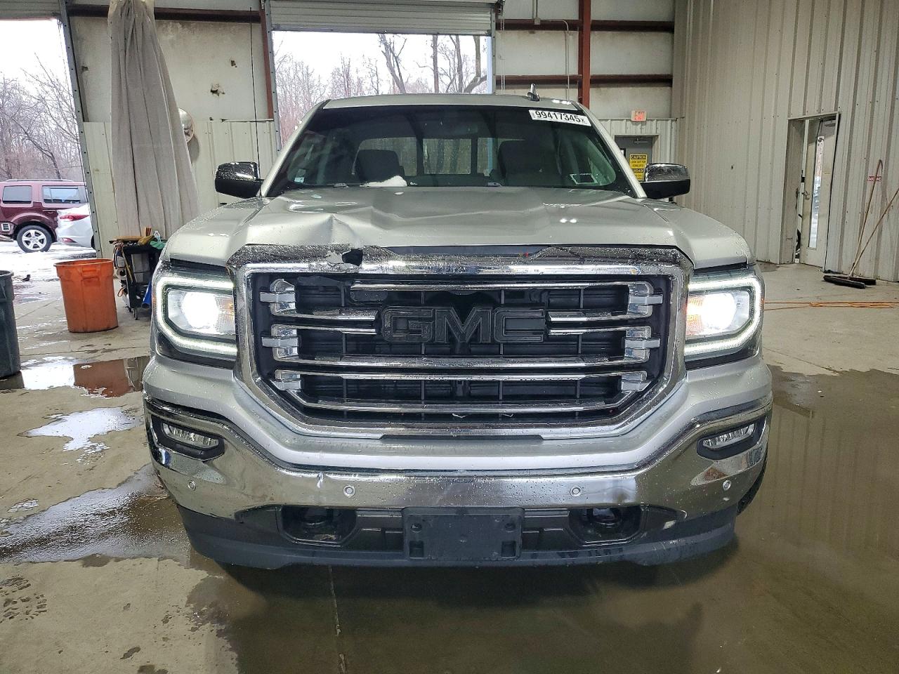 2017 GMC SIERRA K1500 SLT photo 5