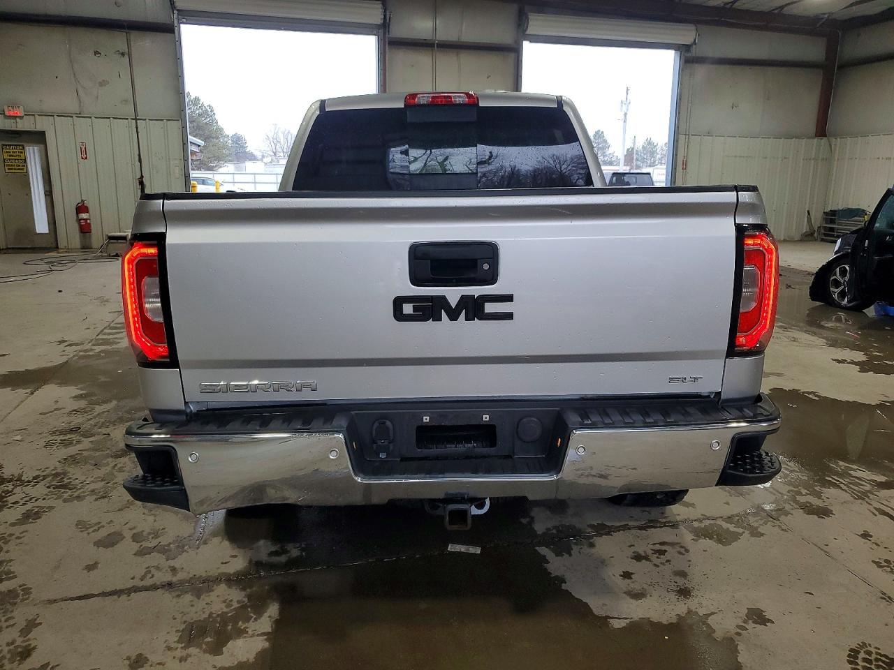 2017 GMC SIERRA K1500 SLT photo 6