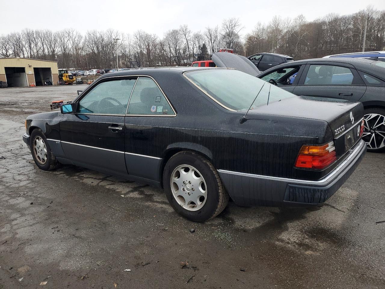 1993 MERCEDES-BENZ 300 CE photo 3