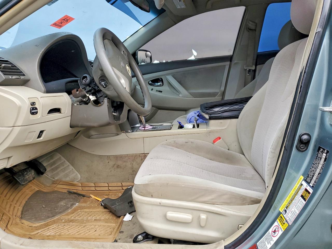 2011 TOYOTA CAMRY BASE photo 7