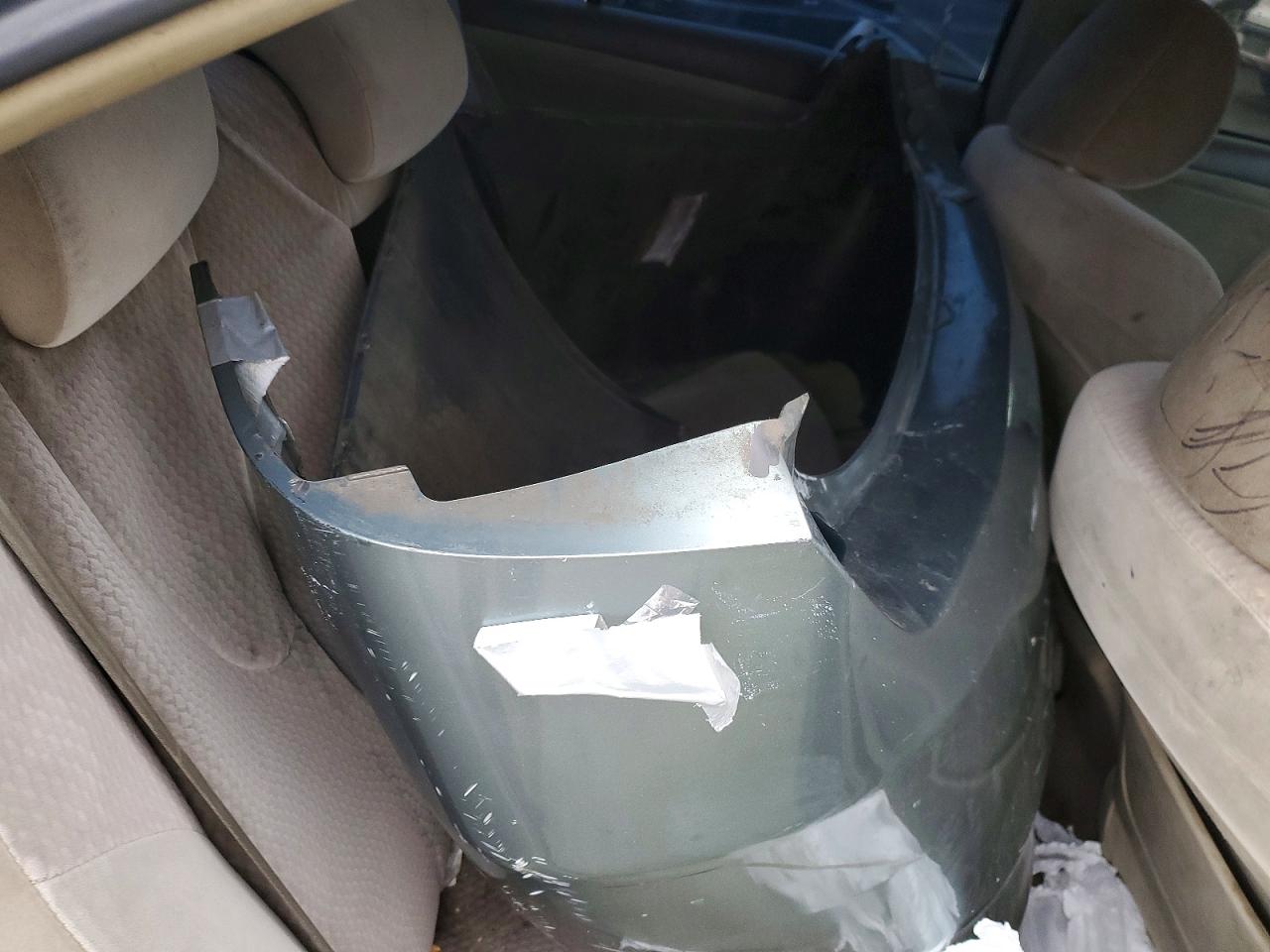 2011 TOYOTA CAMRY BASE photo 12