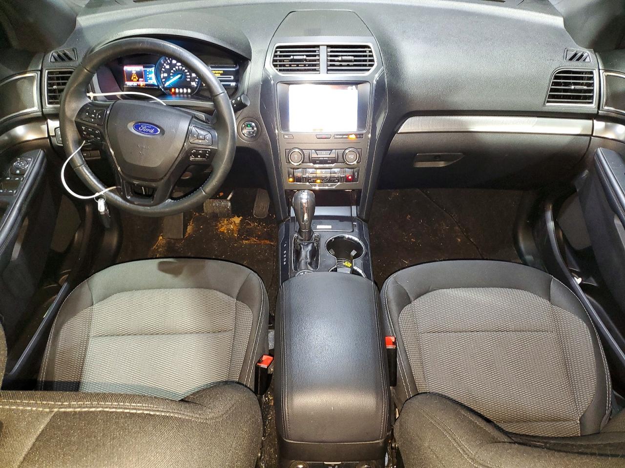 2019 FORD EXPLORER XLT photo 15