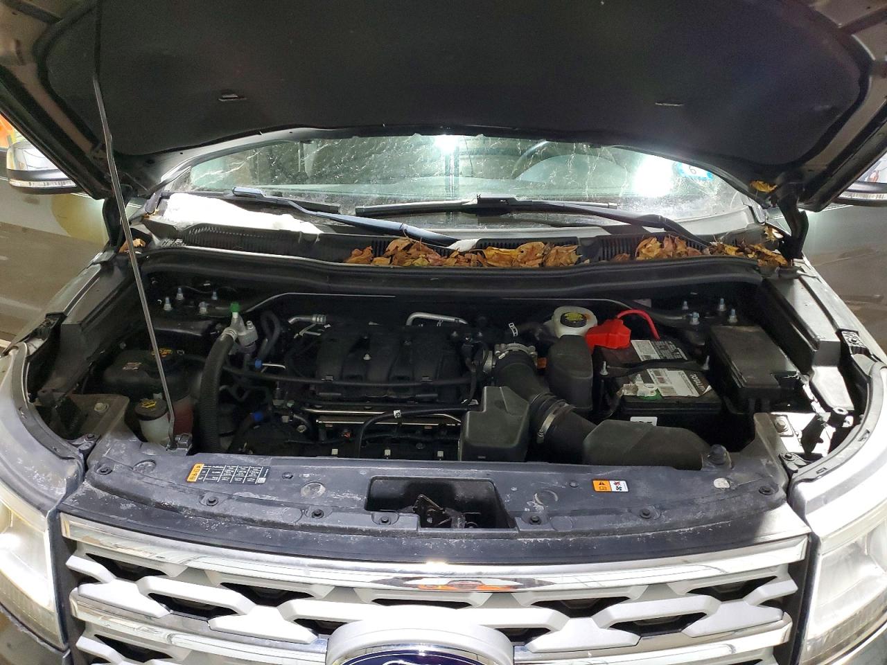 2019 FORD EXPLORER XLT photo 23