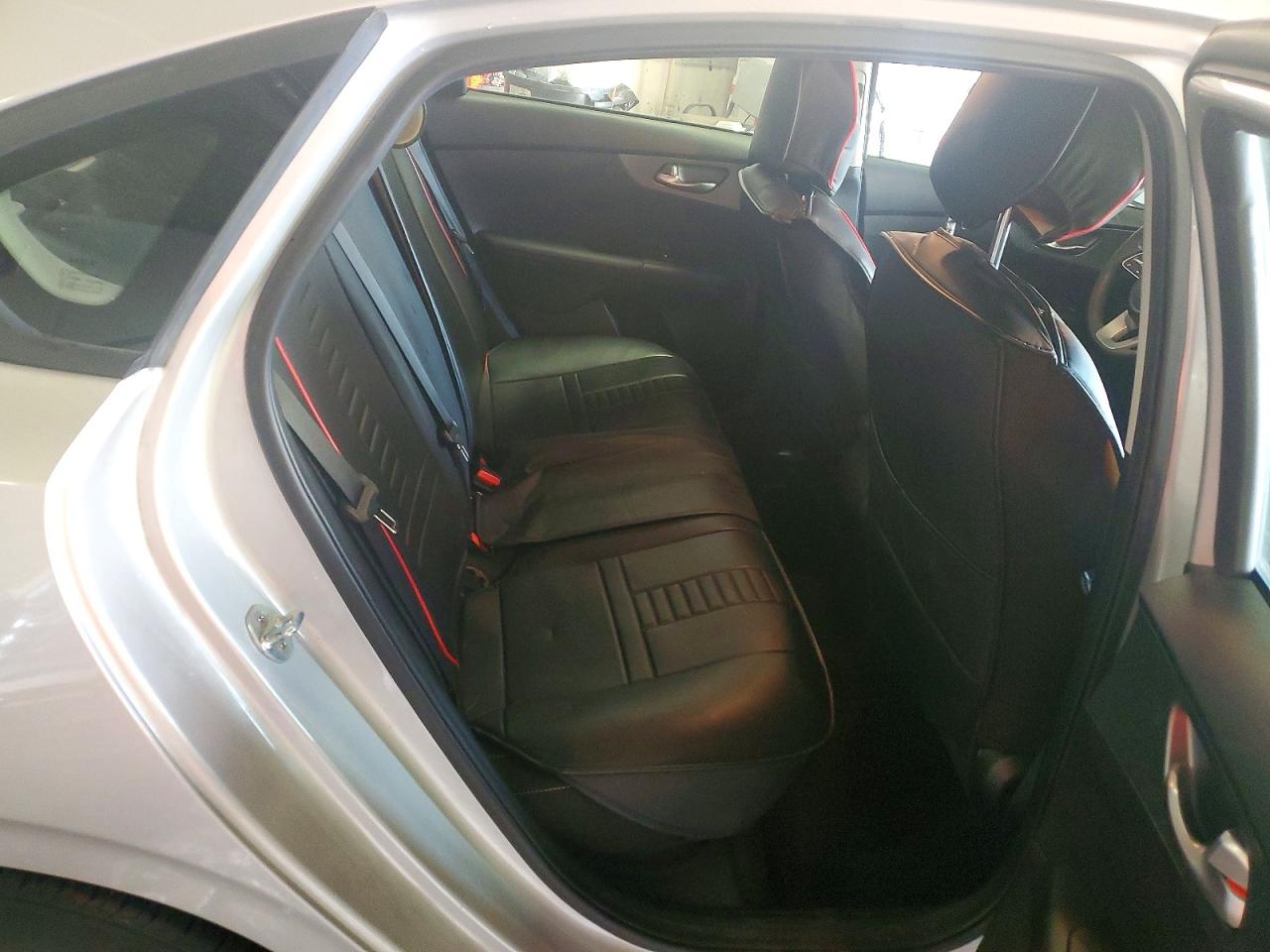 2021 KIA FORTE FE photo 10
