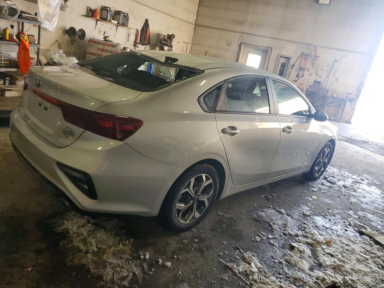 2021 KIA FORTE FE photo 3