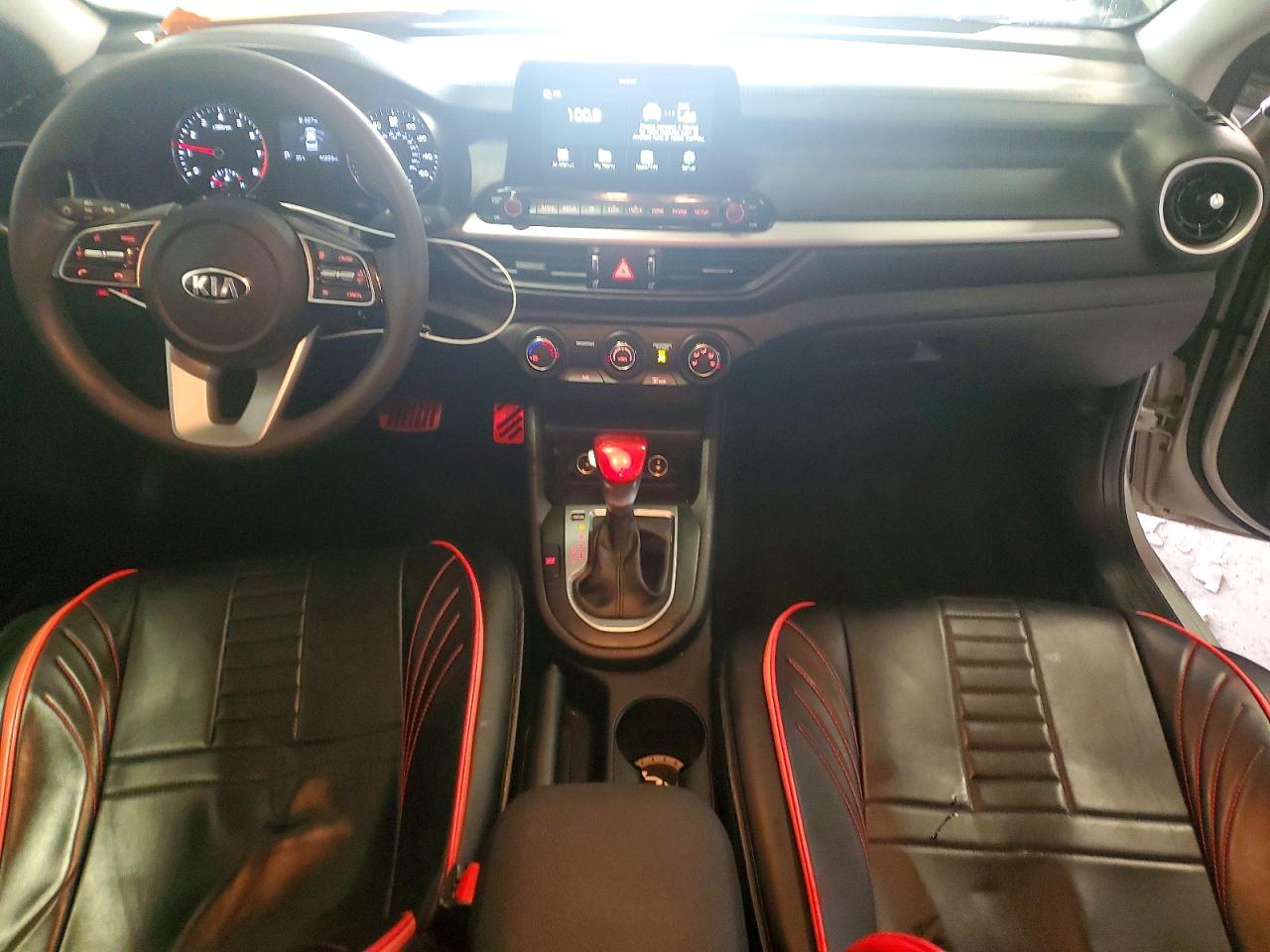 2021 KIA FORTE FE photo 8