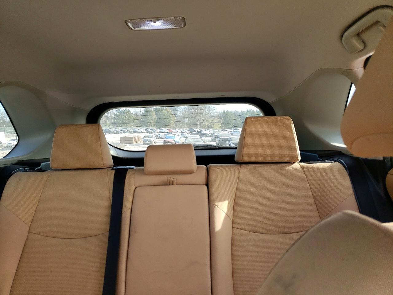 2019 TOYOTA RAV4 LE photo 28
