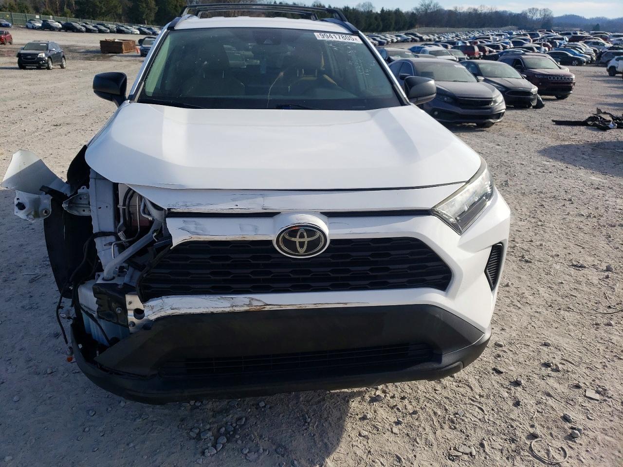2019 TOYOTA RAV4 LE photo 13