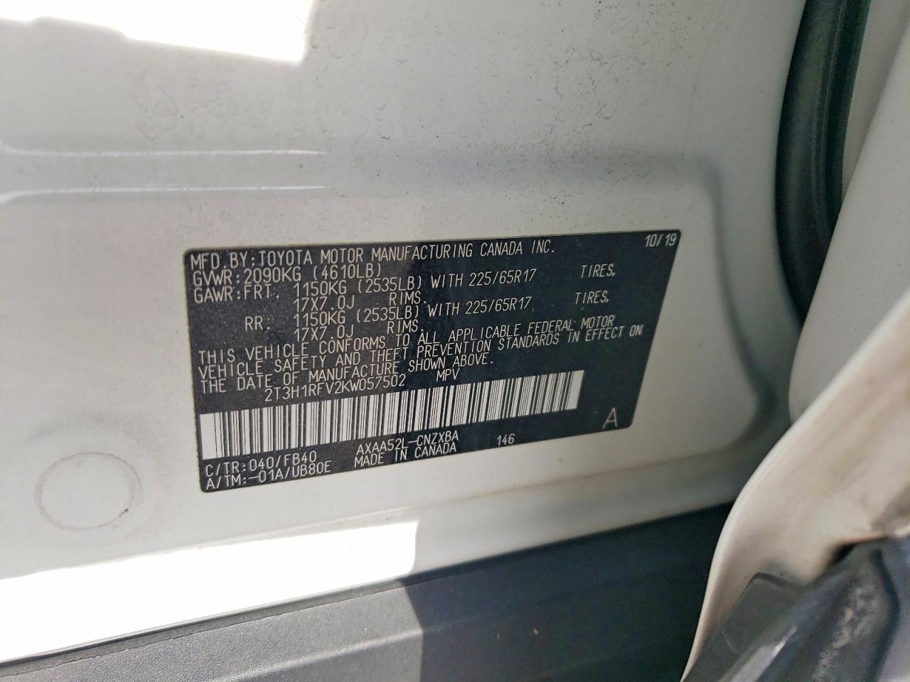 2019 TOYOTA RAV4 LE photo 40
