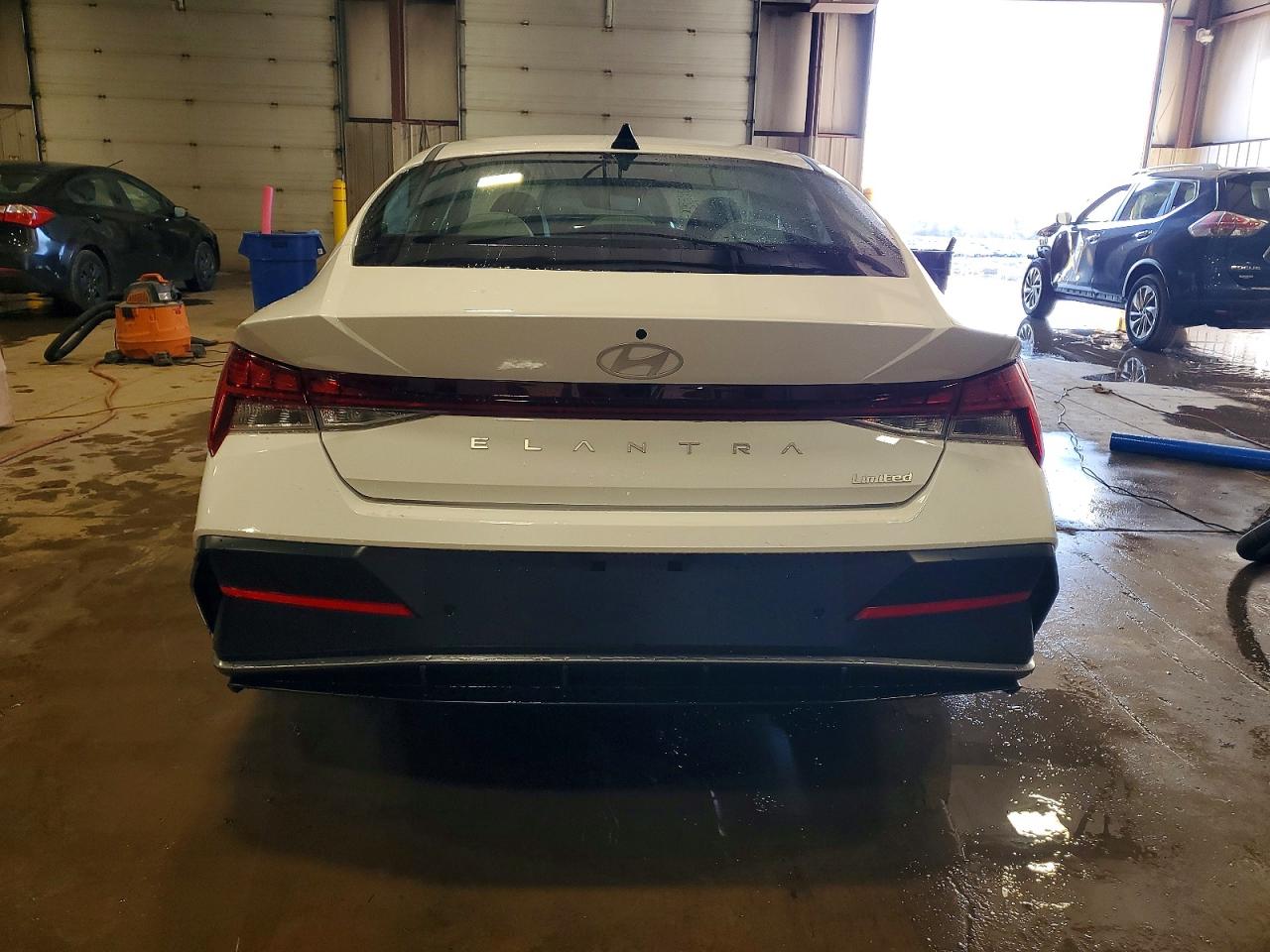 2024 HYUNDAI ELANTRA LIMITED photo 6