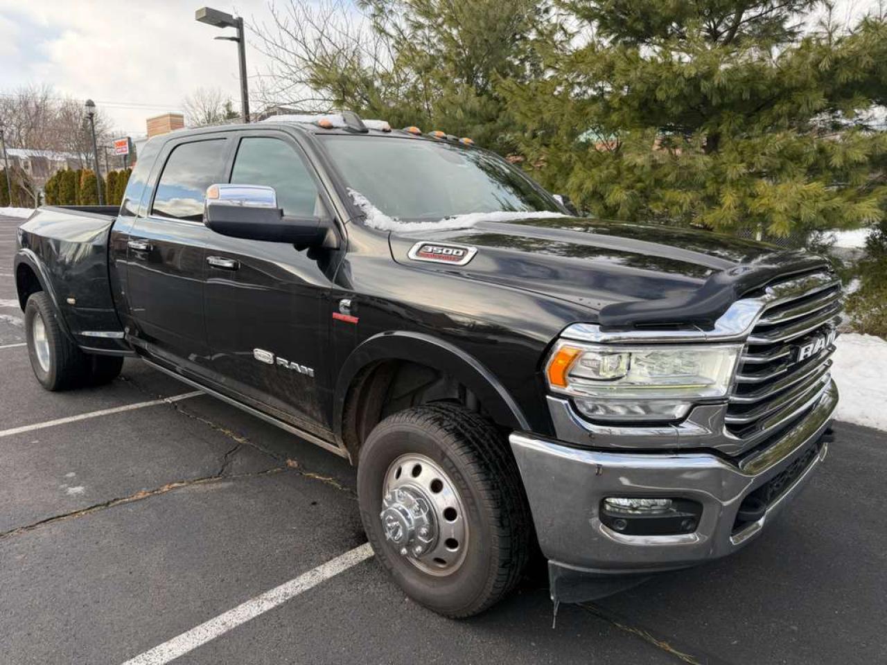 2022 RAM 3500 LONGHORN photo 4