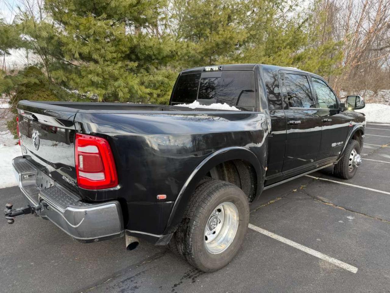 2022 RAM 3500 LONGHORN photo 3