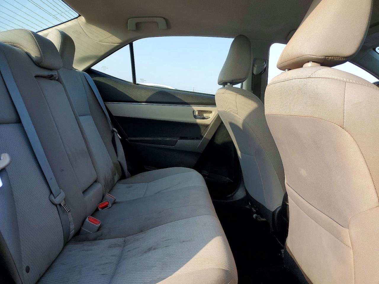 2016 TOYOTA COROLLA L photo 28