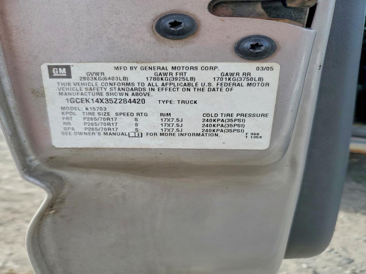 2005 CHEVROLET SILVERADO K1500 photo 12