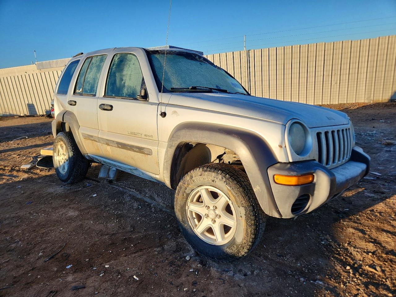 2003 JEEP LIBERTY SPORT photo 4