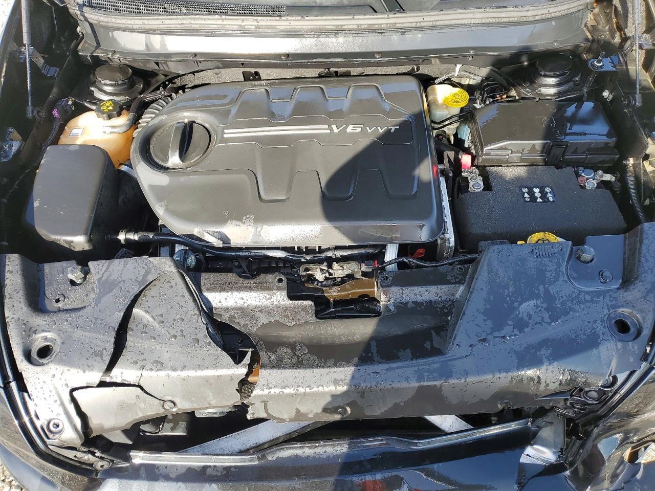 2016 JEEP CHEROKEE LIMITED photo 12