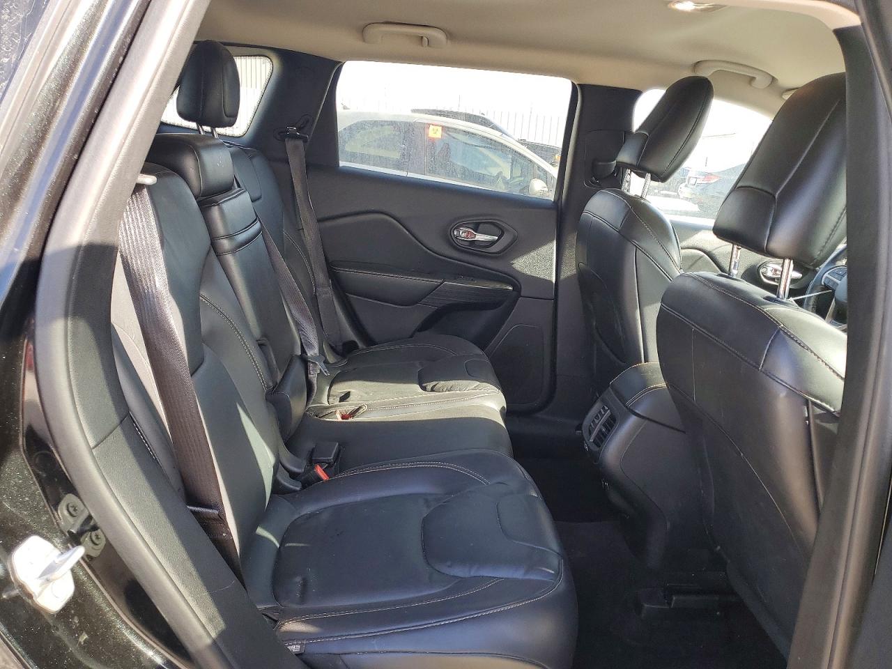 2016 JEEP CHEROKEE LIMITED photo 11