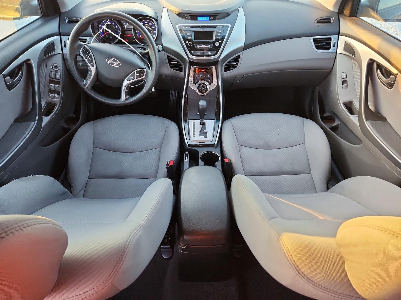 2013 HYUNDAI ELANTRA GLS photo 8