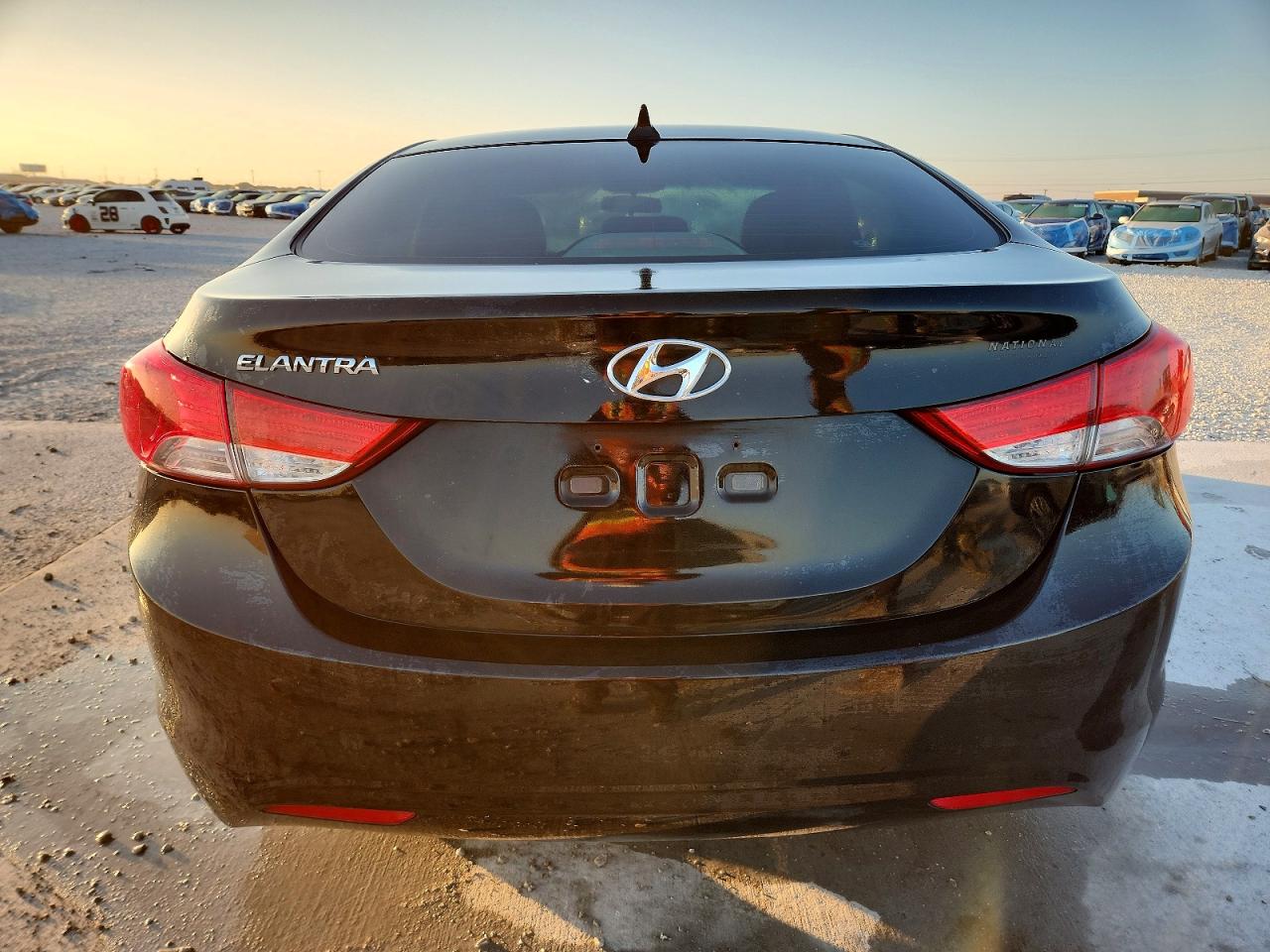2013 HYUNDAI ELANTRA GLS photo 6