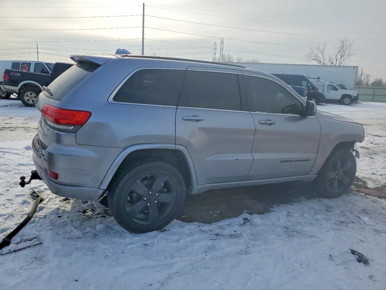 2015 JEEP GRAND CHEROKEE LAREDO photo 3