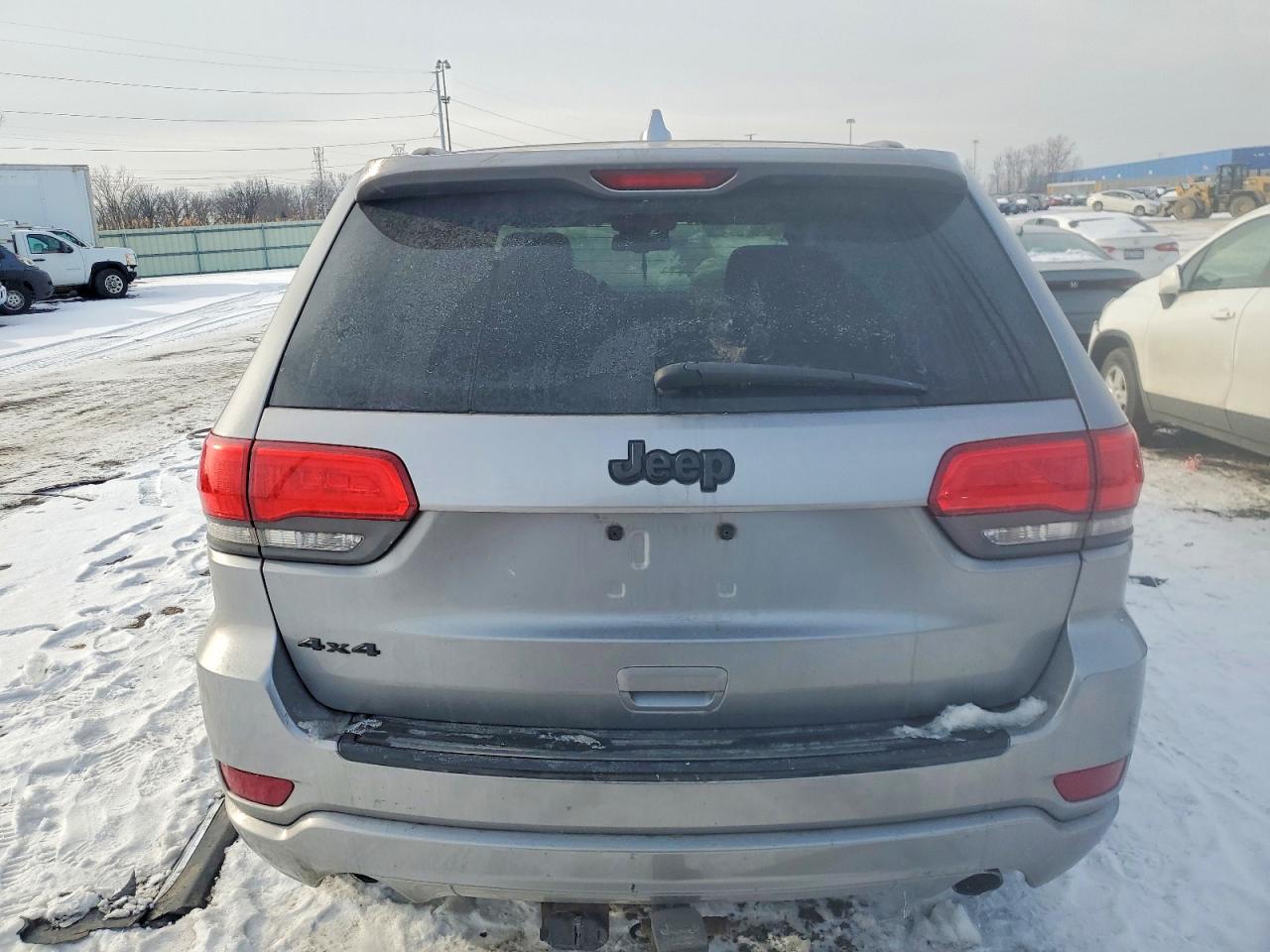 2015 JEEP GRAND CHEROKEE LAREDO photo 6