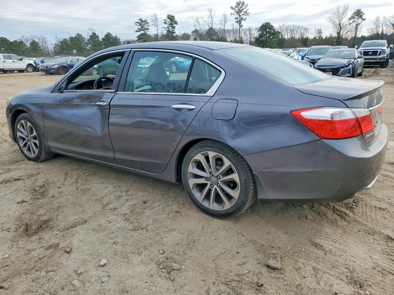 2013 HONDA ACCORD SPORT photo 2