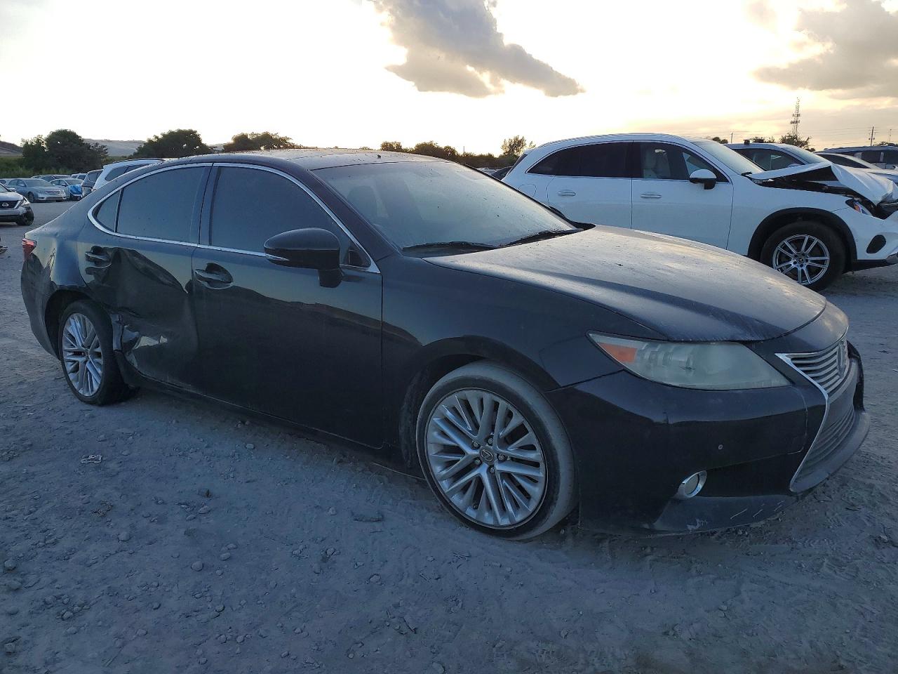 2013 LEXUS ES 350 photo 4