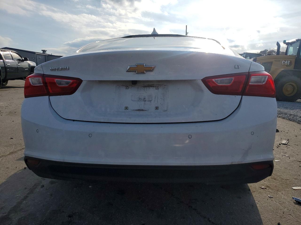 2023 CHEVROLET MALIBU LT photo 6