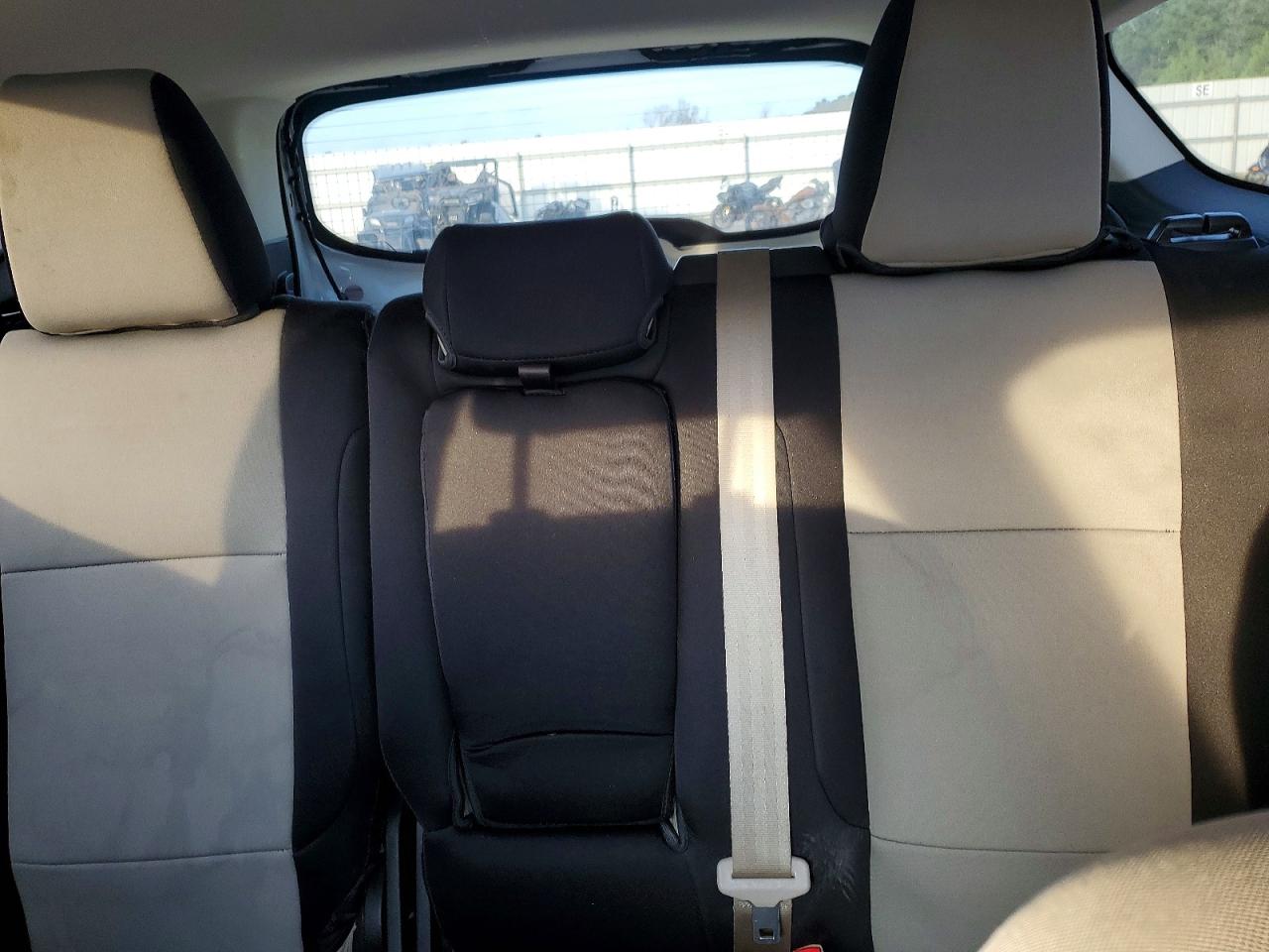 2017 FORD ESCAPE SE photo 10
