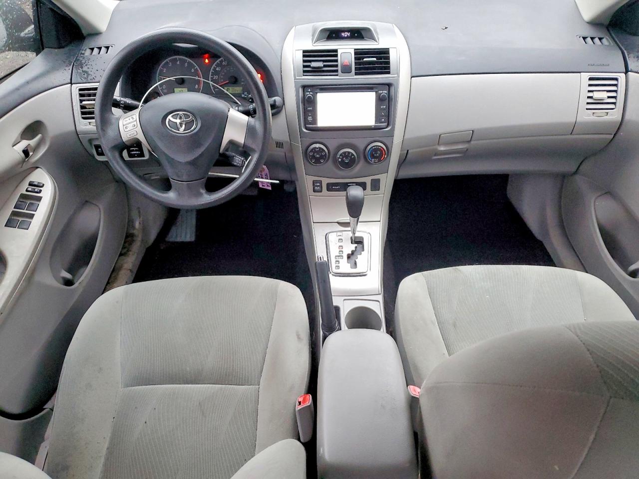 2013 TOYOTA COROLLA BASE photo 8