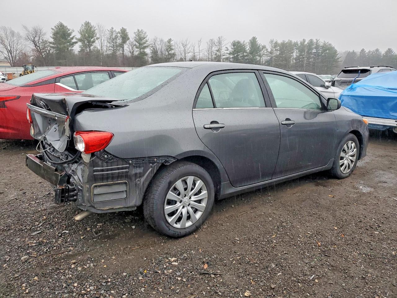 2013 TOYOTA COROLLA BASE photo 3