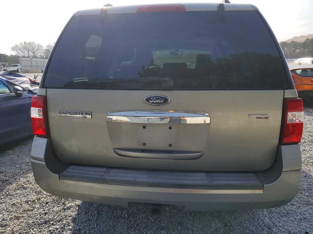 2008 FORD EXPEDITION XLT photo 6