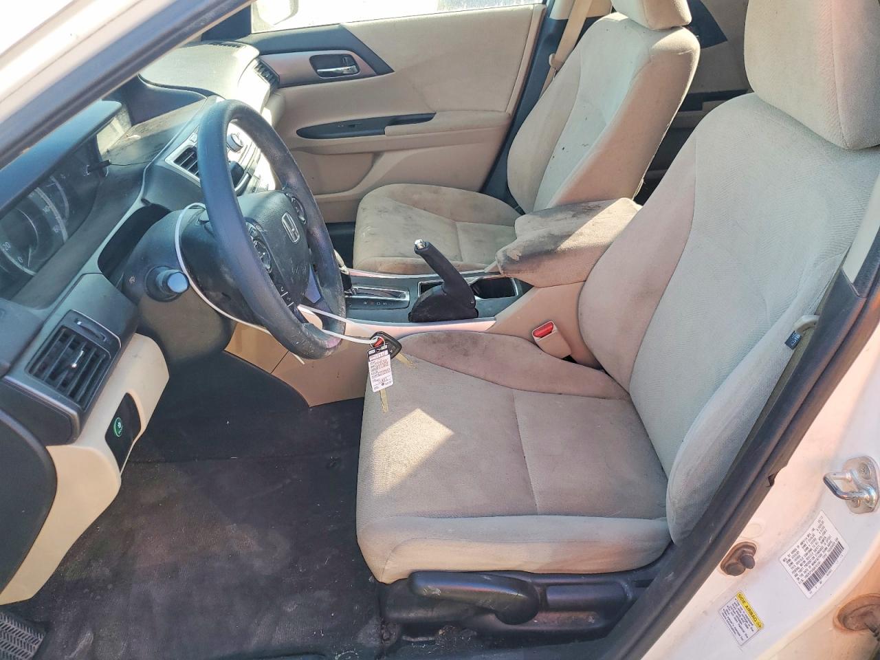 2013 HONDA ACCORD LX photo 7