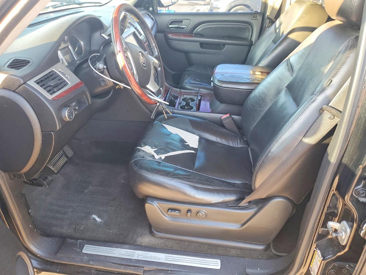2010 CADILLAC ESCALADE ESV PREMIUM photo 7