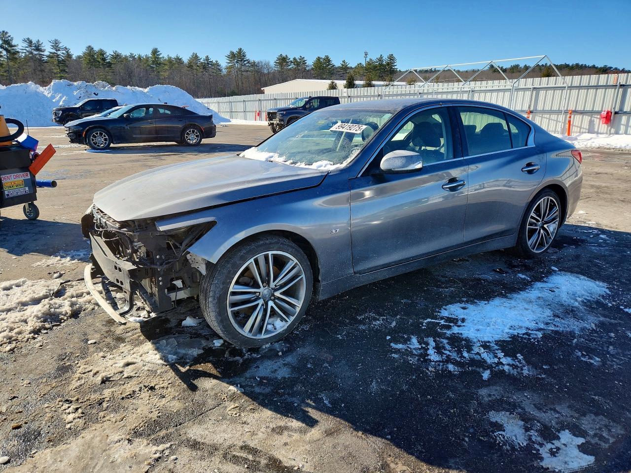 2015 INFINITI Q50