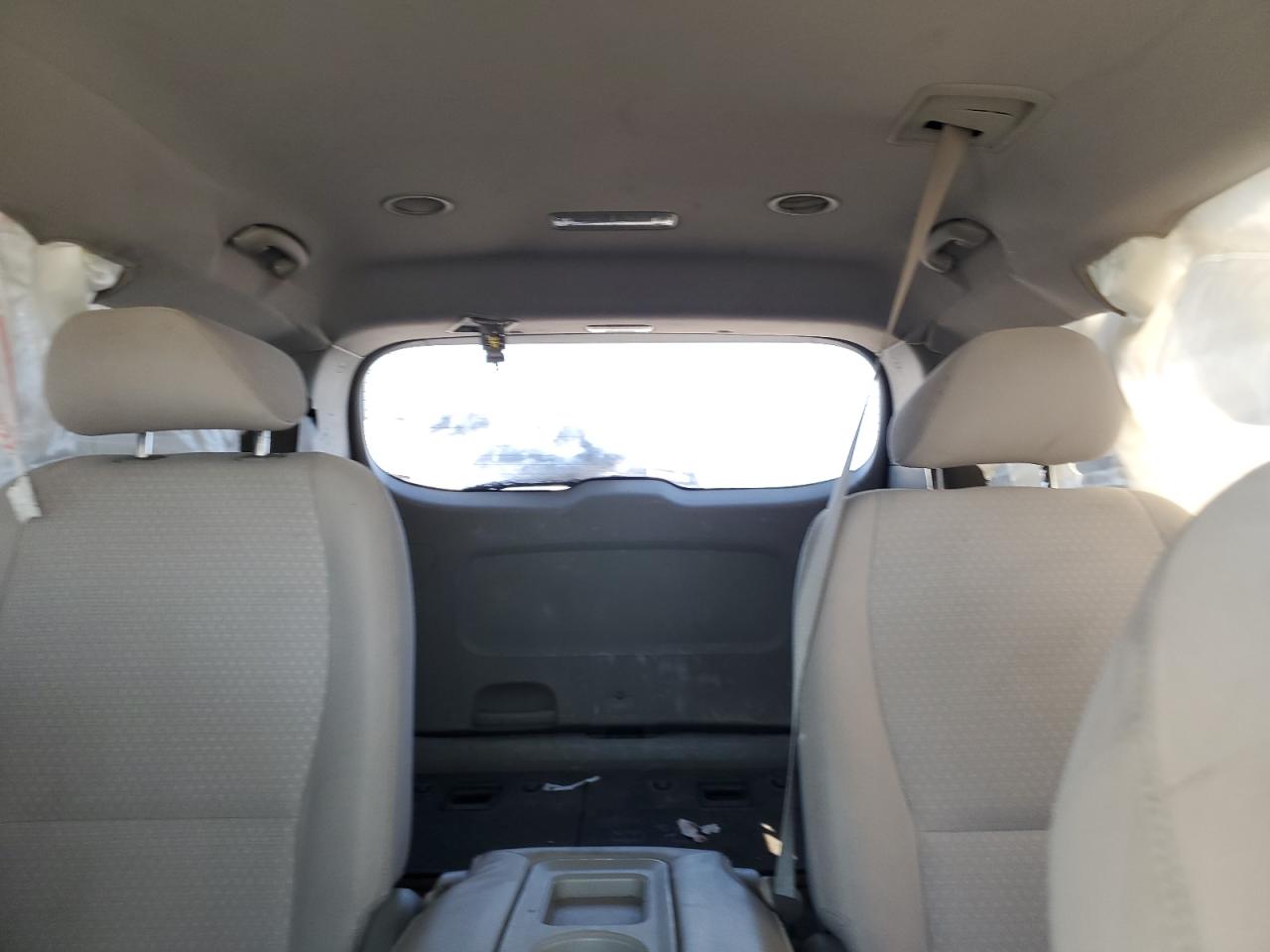 2016 KIA SEDONA LX photo 10