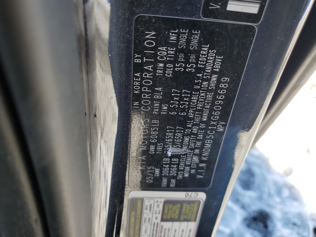 2016 KIA SEDONA LX photo 13