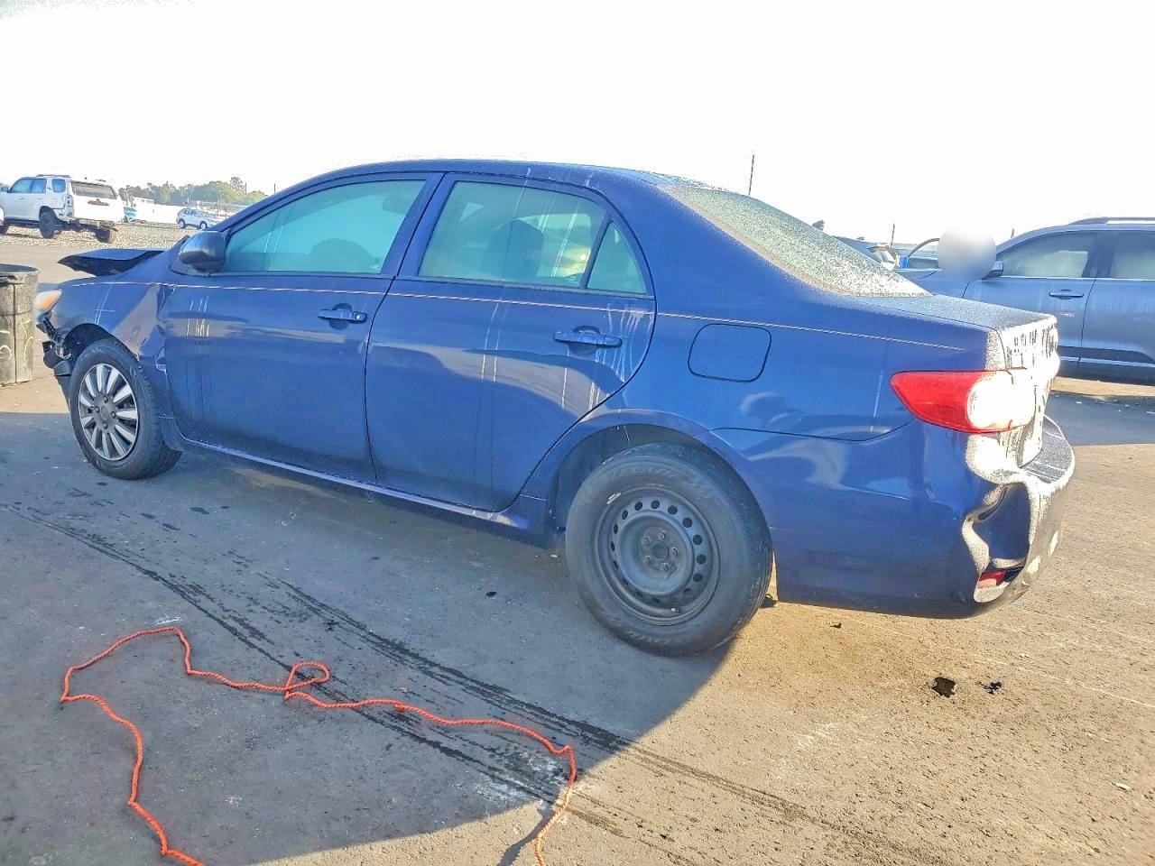 2013 TOYOTA COROLLA BASE photo 2