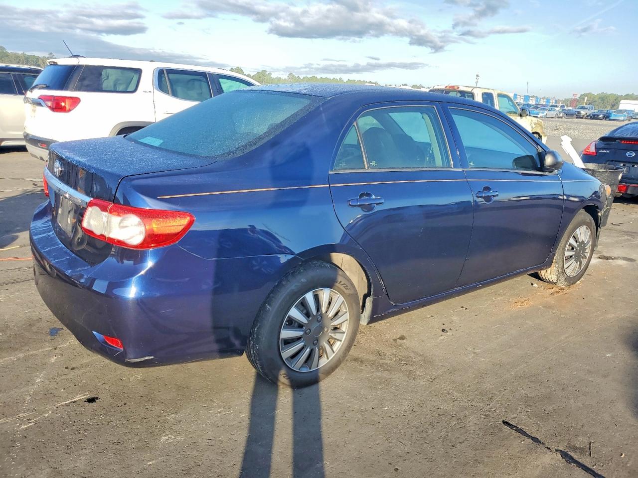 2013 TOYOTA COROLLA BASE photo 3