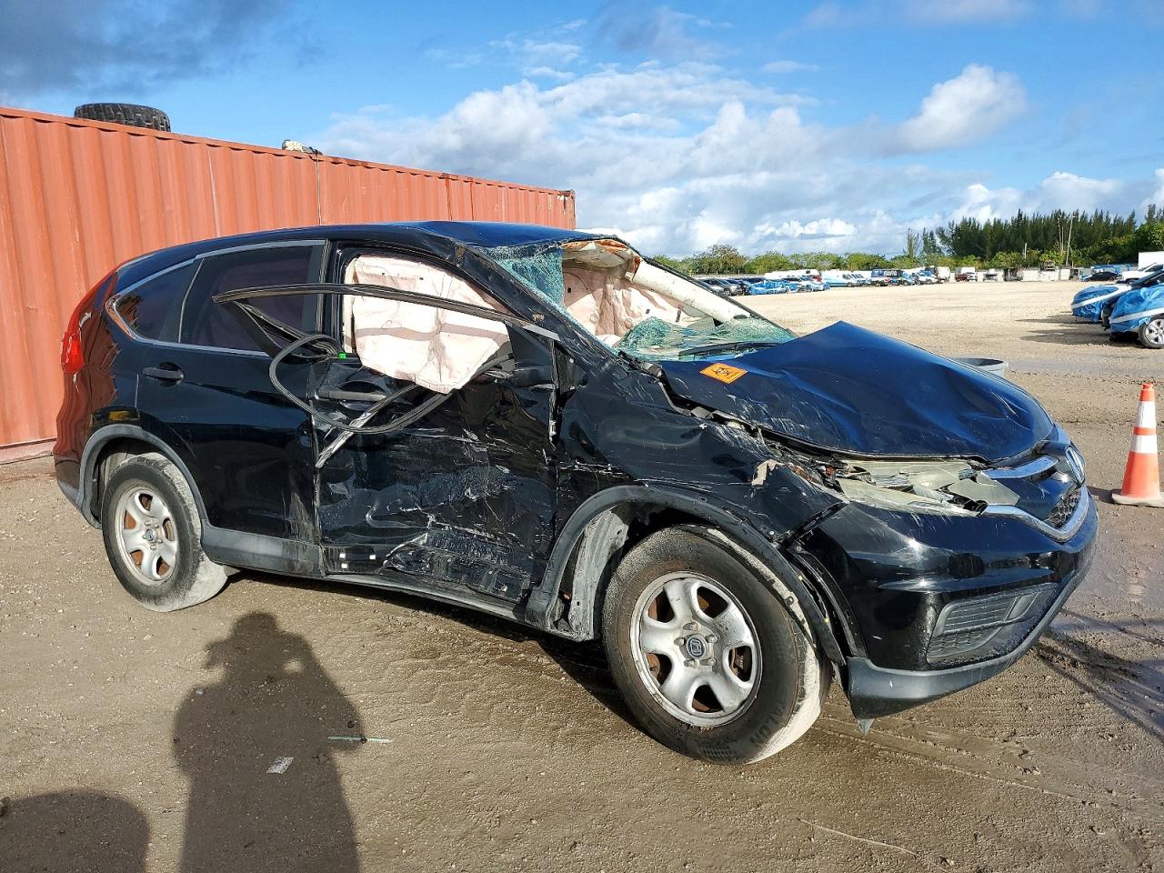 2016 HONDA CR-V LX photo 4
