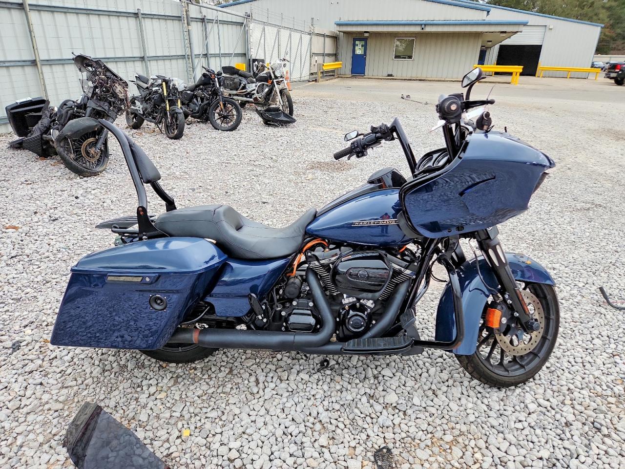 2019 HARLEY-DAVIDSON FLTRXS
