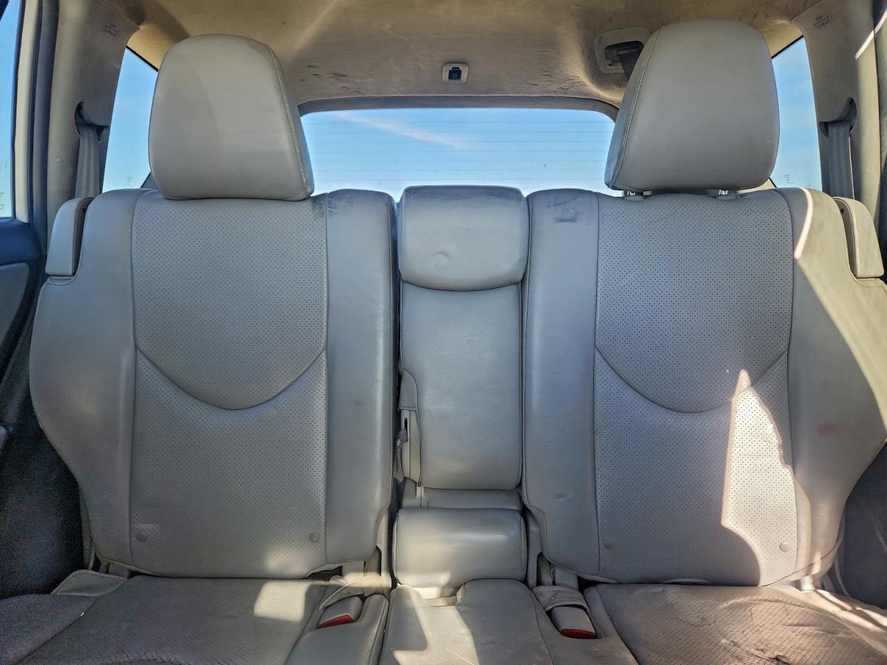 2012 TOYOTA RAV4 LIMITED photo 10