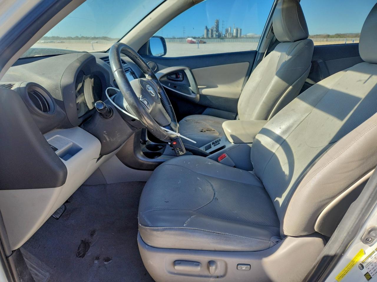 2012 TOYOTA RAV4 LIMITED photo 7