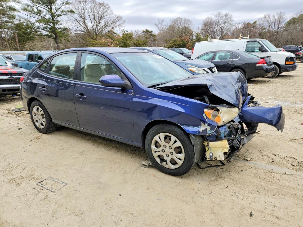 2010 HYUNDAI ELANTRA BLUE photo 4