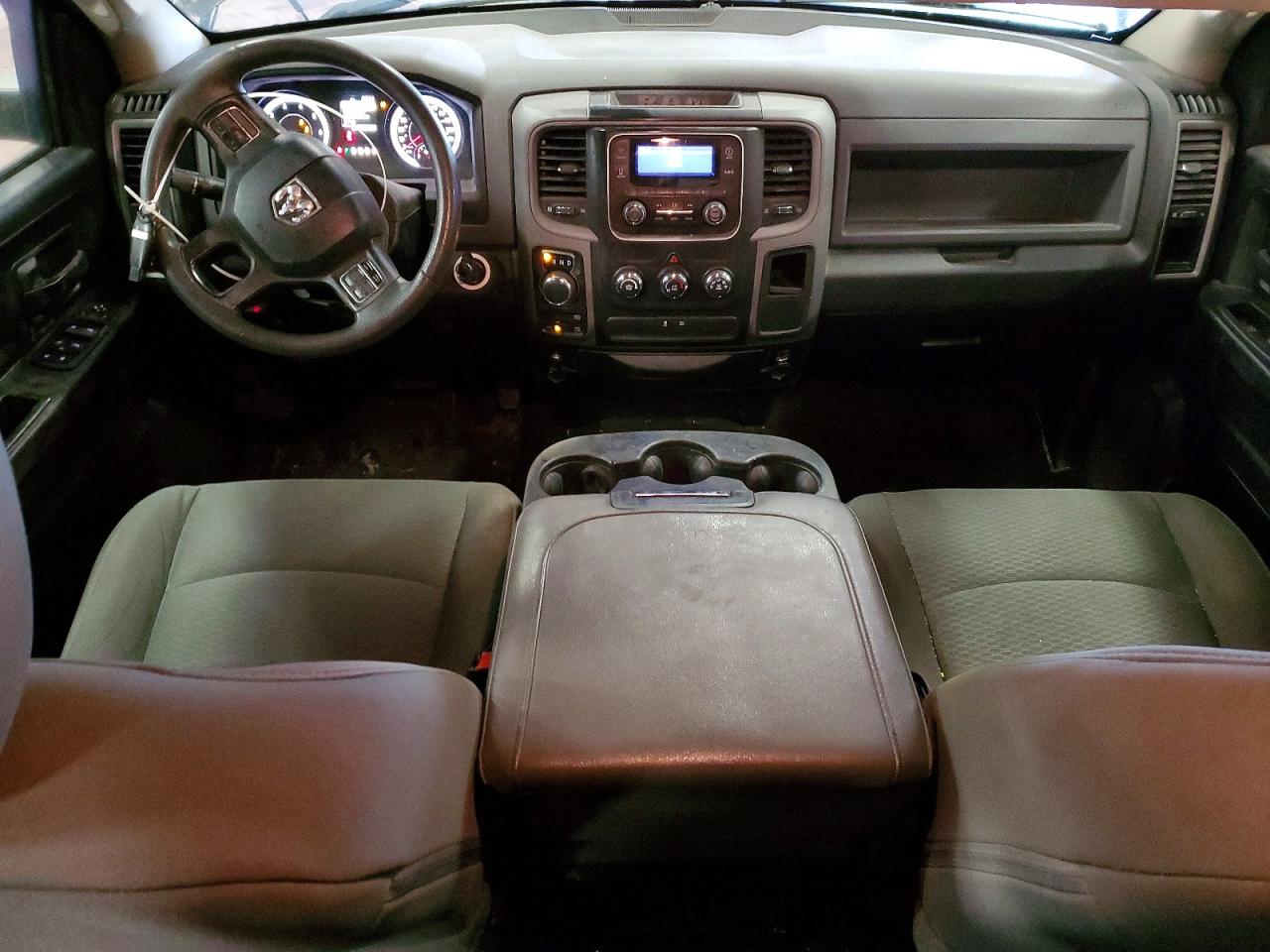 2015 RAM 1500 ST photo 8