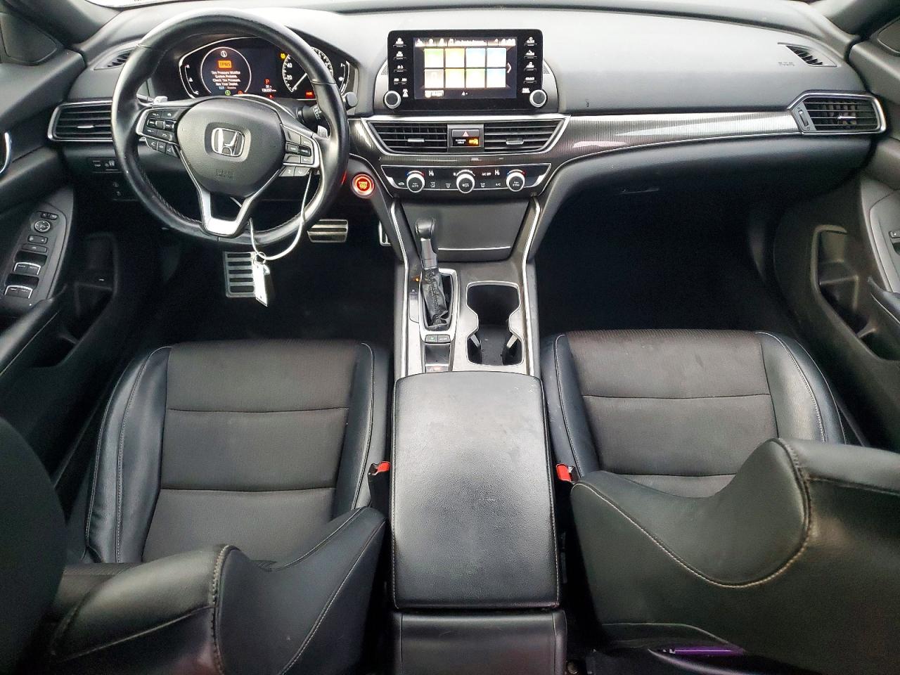 2018 HONDA ACCORD SPORT photo 8