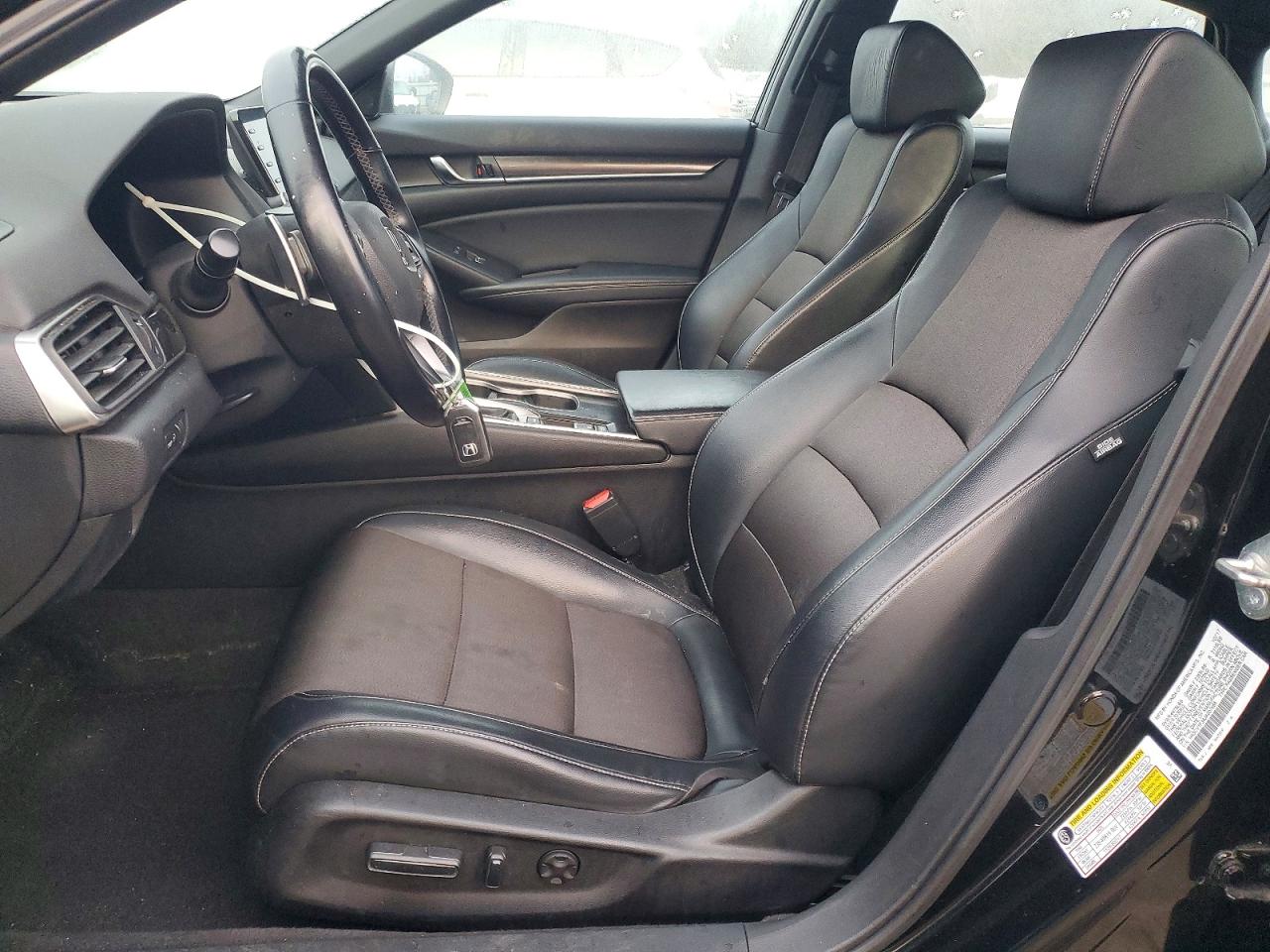 2018 HONDA ACCORD SPORT photo 7