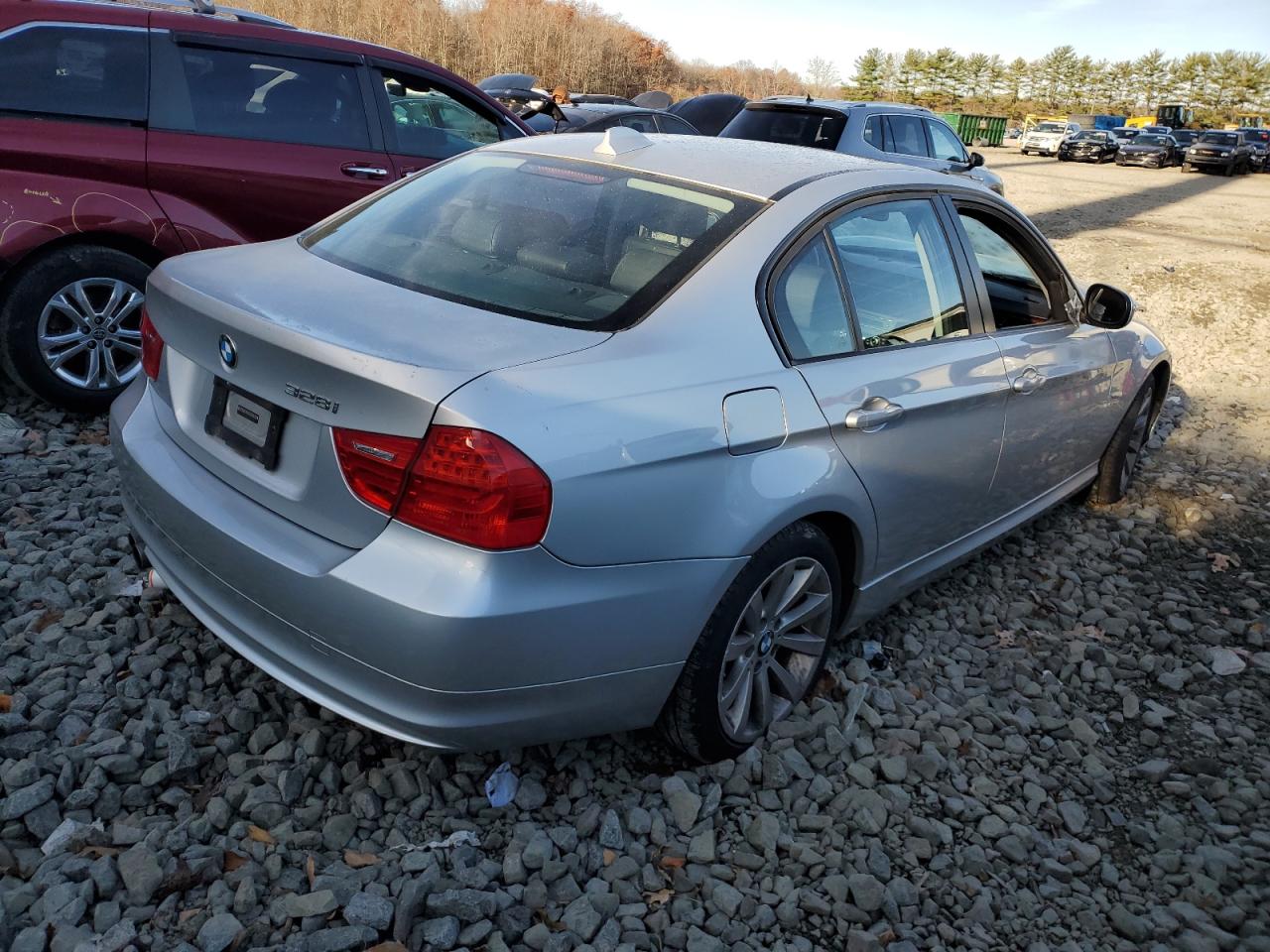 2011 BMW 328 XI SULEV photo 3